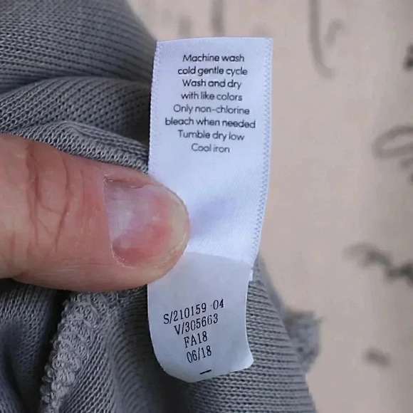 Athleta Serenity Womens Size XS Criss Cross Modal Sweatshirt Gray Pullover - Picture 12 of 13